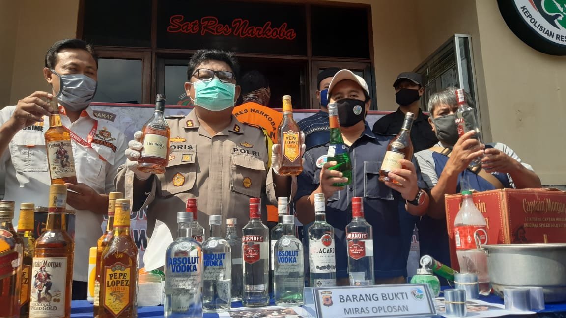 Peredaran Minol Impor Palsu Dihentikan
