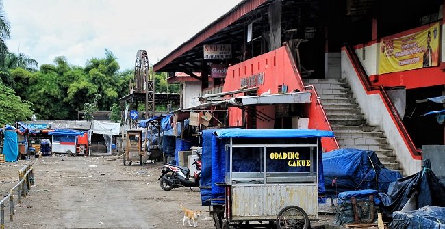 Duh, Sejumlah Warga Batujajar Sempat Belanja di Pasar Antri Sebelum Lebaran