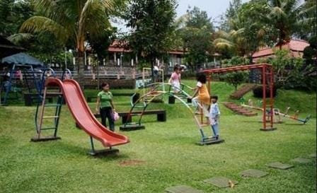 Taman Bermain Tidak Aman bagi Anak Selama Pandemi Corona