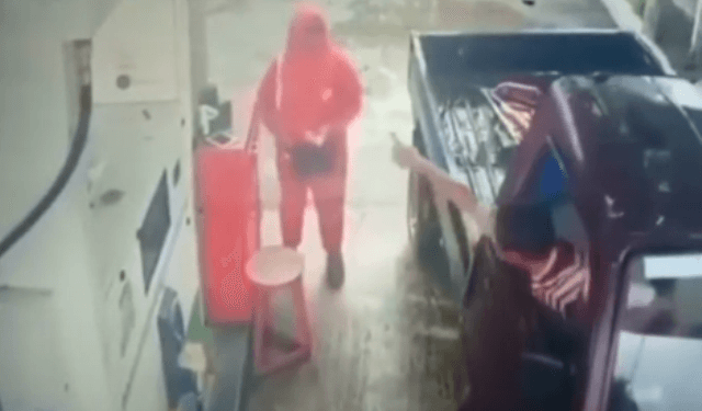 VIRAL Video Sopir Mobil Pickup Tinju Petugas Operator SPBU Perempuan Berhijab