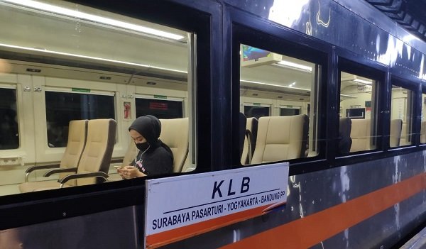 Operasional Kereta Luar Biasa Diperpanjang Hingga 7 Juni