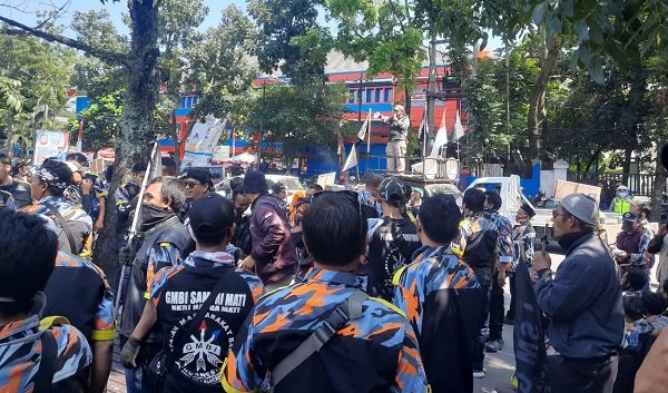 GMBI Long March ke Gedung DPRD Kota Bandung, Desak Dewan Tolak RUU HIP