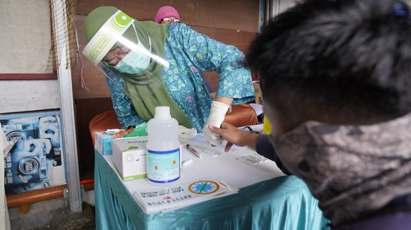 1.106 Wisatawan di Puncak Bogor Jalani Rapid Test Covid-19, 32 Reaktif