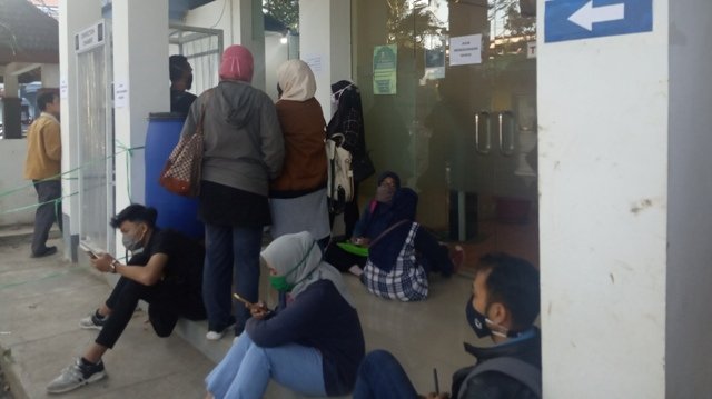 Orangtua Siswa Bingung PPDB di Kota Bandung, Jarak Zonasi Berubah, Anak Pun Terlempar