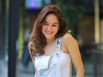 Ketahuilah, Hana Hanifah Rajin Beribadah di Masa Pandemi COVID-19