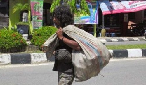 Jarang Diketahui, Orang Gila Ternyata Punya Fakta Menarik Loh