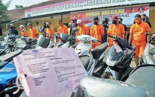 10 Pencuri Motor Bandung Raya Ditangkap, Biasa Gondol 6 Motor Seminggu