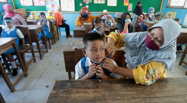 Sekolah Tatap Muka di Jabar Januari 2021, Begini Aturannya