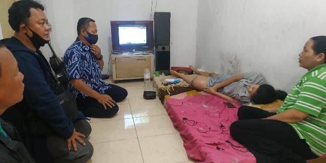 Jatuh dari Motor, 4 Bulan Qaumi Hawa Terbaring di Rumah