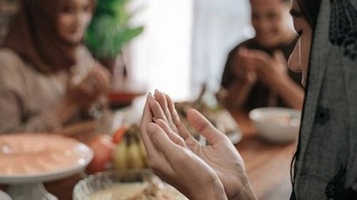 Percuma Puasa Jika Masih Mengumpat di Medsos, Dosanya Justru Berlipat Ganda