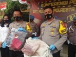Gadis Remaja di Bandung Tewas Dibunuh Pacarnya Usai Berhubungan Badan, Lalu Mayat Dimasukkan ke Karung Gadis Remaja di Bandung Tewas Dibunuh Pacarnya Usai Berhubungan Badan, Lalu Mayat Dimasukkan ke Karung