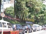 Wisatawan Serbu Lembang, Volume Kendaraan Naik 40%