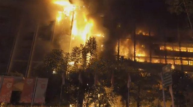 Damkar Ungkap Penyebab Kebakaran Gedung Kejagung Sulit Dipadamkan
