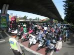 Mengenang Detik-detik Proklamasi, Pengendara di Bandung Berhenti, Nyanyikan Lagu Indonesia Raya