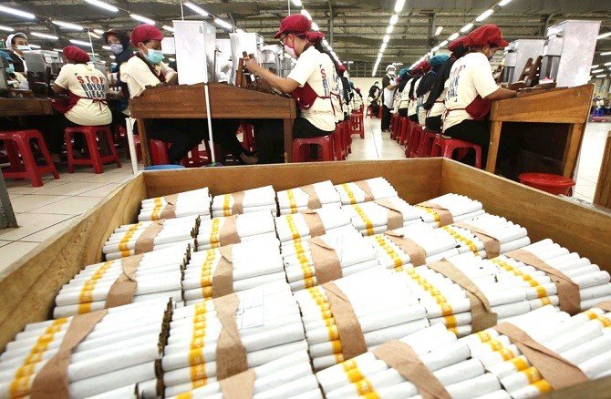 4 Alasan Pemerintah Naikkan Cukai Rokok