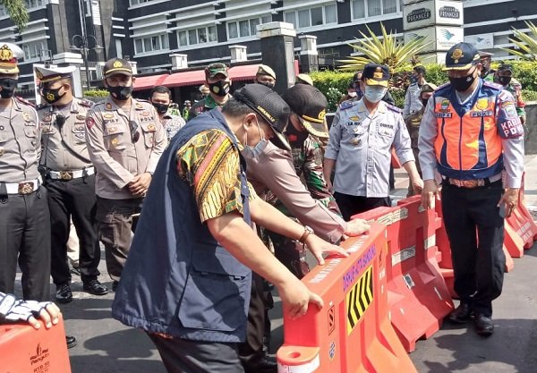 5 Ruas Jalan Buka-Tutup, Warga Bandung juga Diminta tak Keluar Rumah jika Tak Perlu