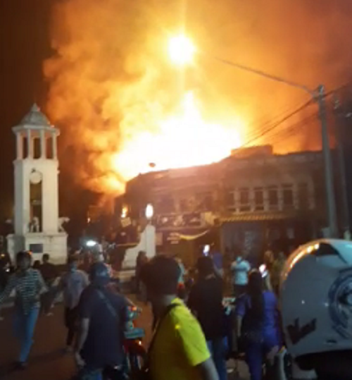 Kebakaran Hebat di Tegallega Bandung
