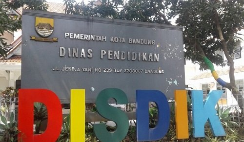 50 Pegawai Disdik Kota Bandung WFH Usai Jalani Tes Swab