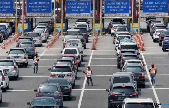 Polda Jabar Batasi Operasional Angkutan Barang di Jalan Tol