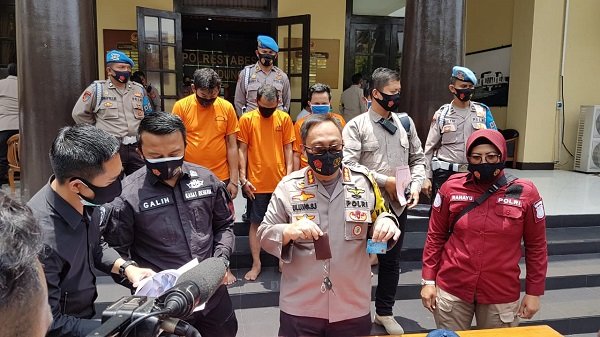 Komplotan Pencuri Modus Tukar Kartu ATM Ditangkap di Bandung