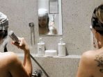 Nikita Mirzani dan Dinar Candy Pamer Foto Topless, Ikut-ikutan Peringati Hari tanpa Bra