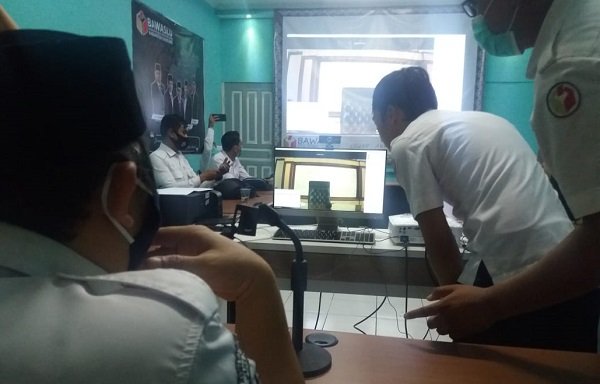 Diduga Melanggar Kampanye, Bupati Dadang Naser Klarifikasi Via Zoom