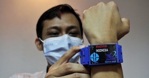 Si-Monic, Gelang Canggih Inovasi LIPI untuk Pantau Pergerakan Pasien Covid-19