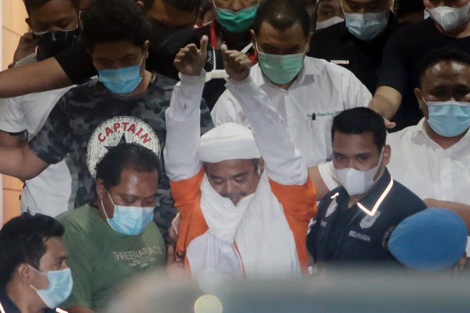 Ancam Penggal Polisi karena Tangkap Habib Rizieq, Simpatisan FPI Ditangkap