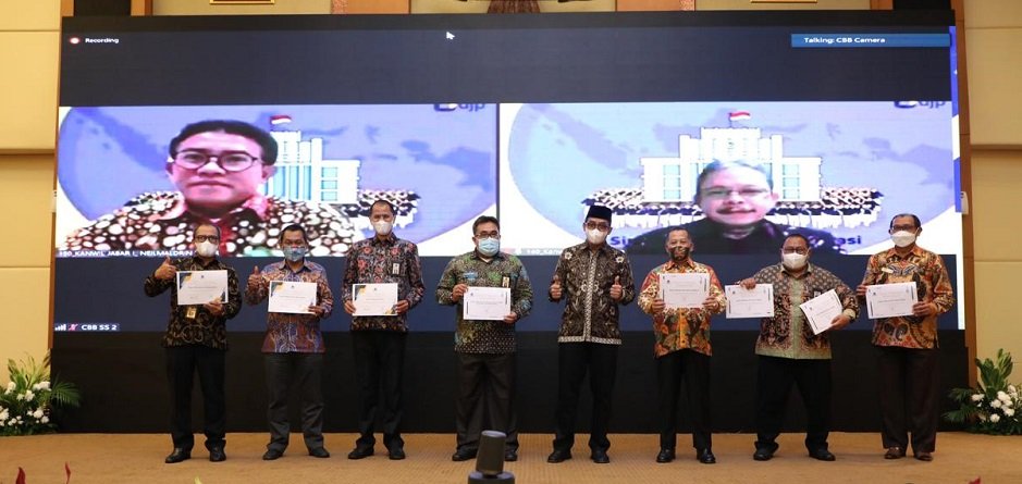 Keren… Kanwil DJP Jabar I Raih Penghargaan Menkeu