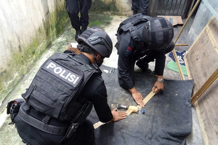 Warga Tasikmalaya Temukan Bom Aktif Sisa Perang Dunia II