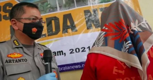 Astagfirullah..! Suami Jarang Pulang, Ibu Ini Bikin Video saat Begituan dengan Anak Kandungnya