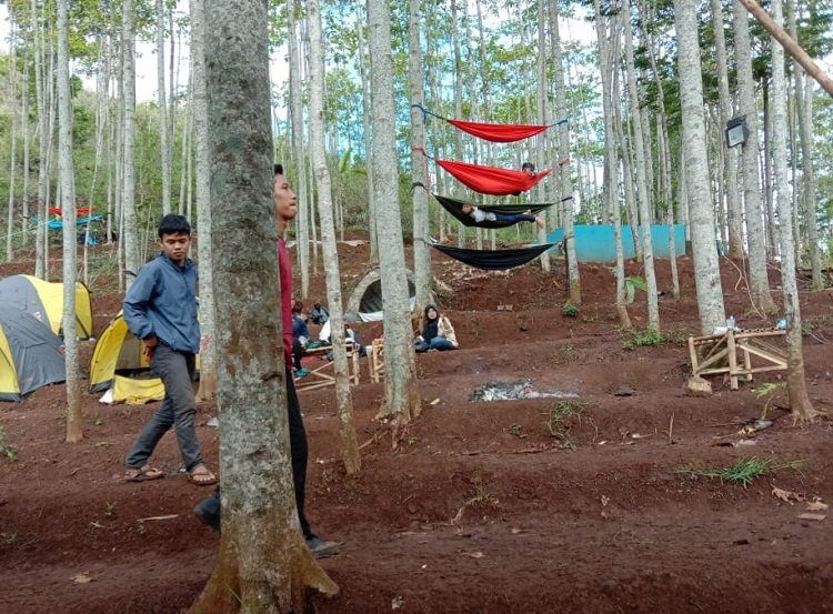 Puncak Suji, Potensi Terpendam Wisata Alam Cicalengka