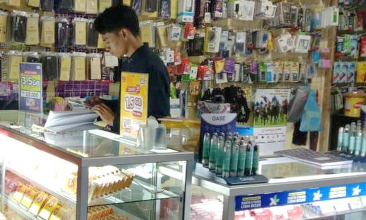 DJP: Pajak Pulsa untuk Distributor, Bukan dari Pengecer ke Konsumen