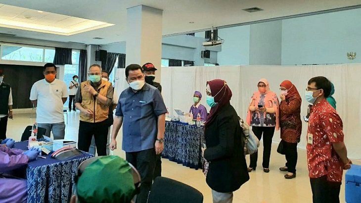 BPJS Kesehatan Bandung Ikut Pantau Gebyar Vaksinasi Ribuan Tenaga Kesehatan Jawa Barat