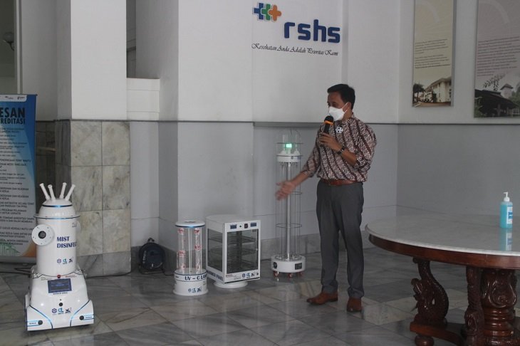 Robot Sterilisasi Si-Susan dan ROM20 Buatan LIPI Siap Kerja di RSHS Bandung