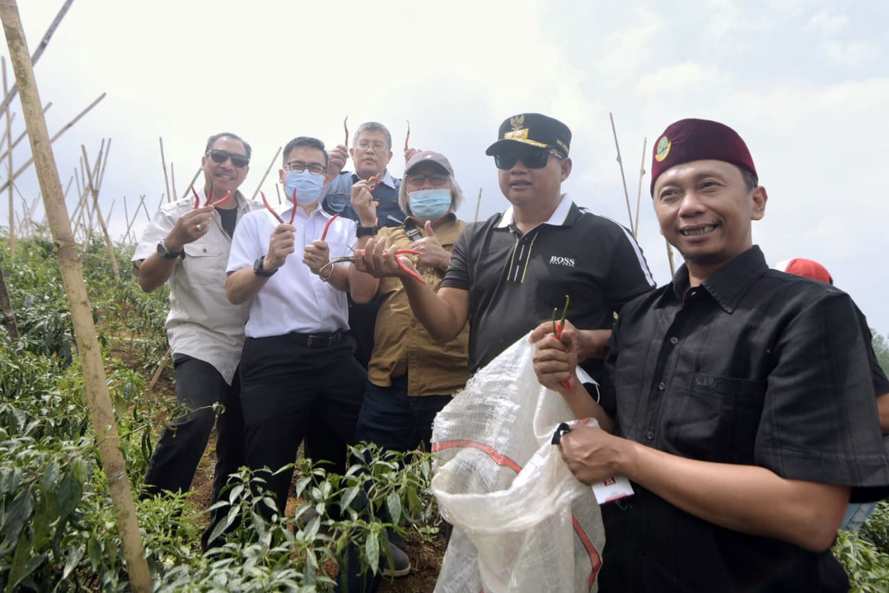 Uu Ruzhanul Dukung Pengembangan Agrowisata di Sukabumi Utara