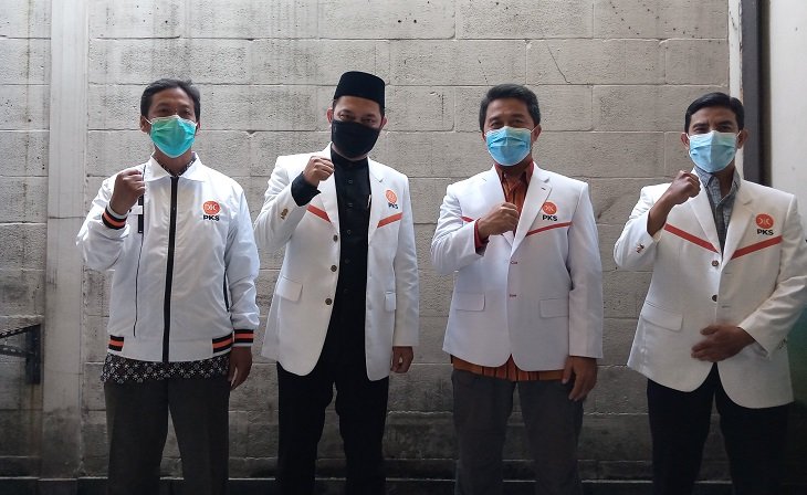 Tugas Pemimpin Baru DPD PKS Kota Bandung, Bidik Kader Milenial
