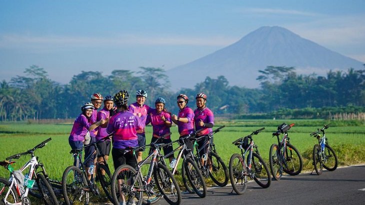 Bosen Gowes di Aspal Perkotaan? Ini Rekomendasi tiket.com untuk Auto-Nanjak di Borobudur