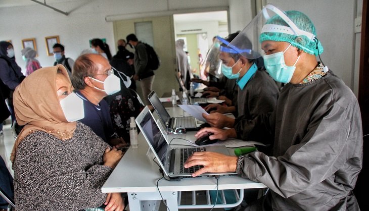 Seperti Ini Alur dan Cara Daftar Vaksinasi Covid-19 Lansia di Kota Bandung