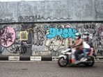 vandalisme di flyover pasupati