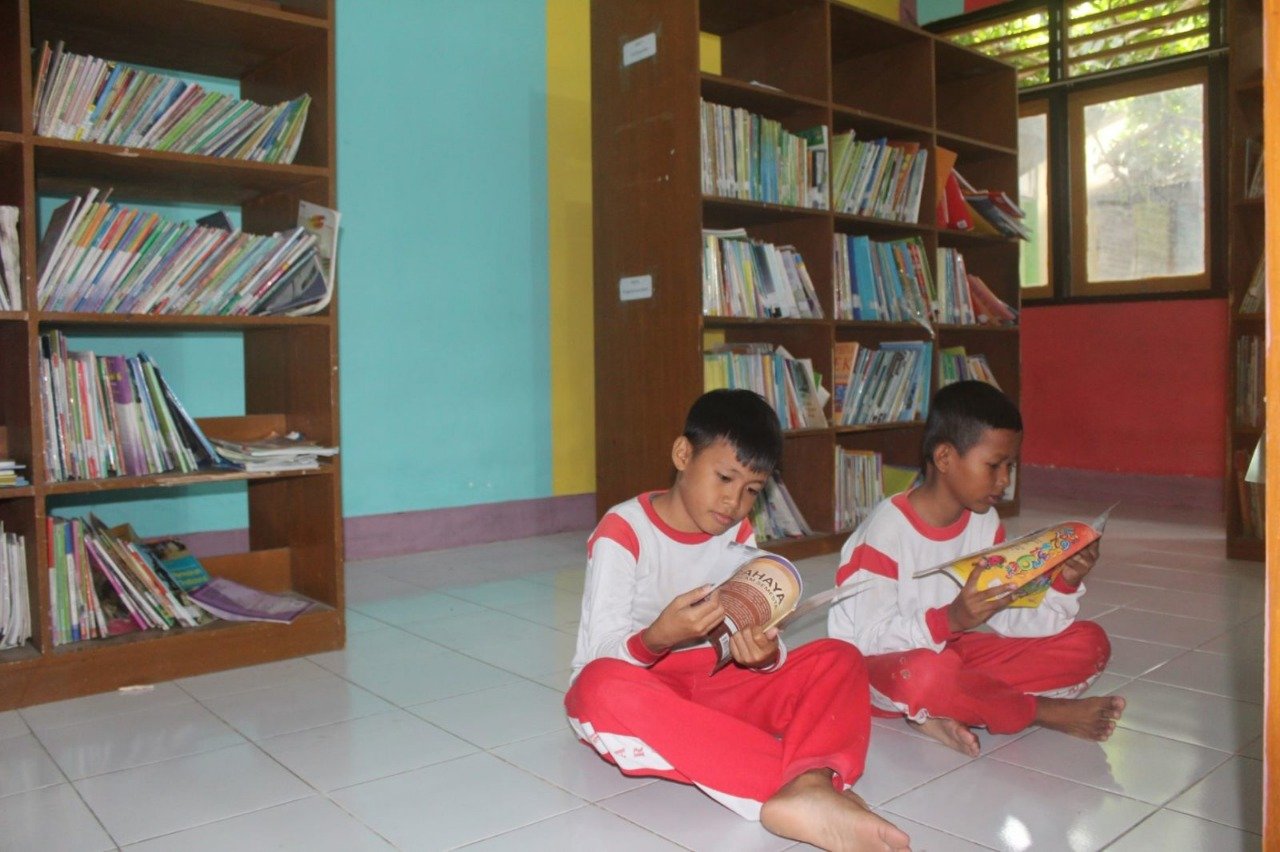 Dorong Anak-anak Berprestasi Lewat Buku yang Dibaca
