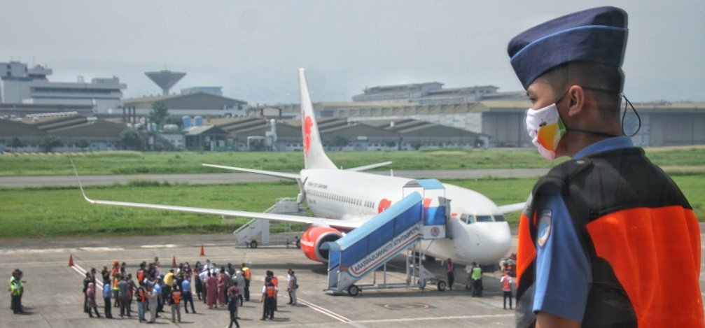 Waspada Varian Baru Corona, Bandara Husein Perketat Pemeriksaan Wisman
