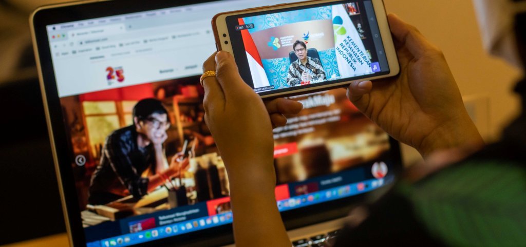 Akselerasi Vaksinasi, Telkomsel dan PPNI, Kolaborasi Hadirkan Layanan Hotline Edukasi dan Konseling Covid-19