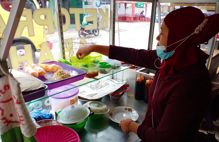Harga Cabai Melambung di KBB, Pedagang Makanan Serba Sambal Kelimpungan