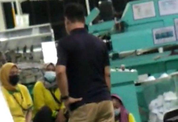 Heboh Video Tendangan, PT Taekwang Subang Pecat Pelakunya
