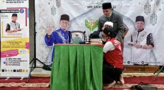 Masuk UGD, Ustaz Zacky Mirza Jatuh Pingsan saat Ceramah di Pekanbaru
