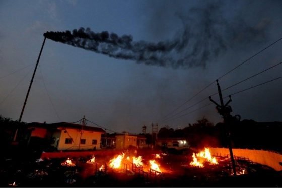 India Lumpuh karena Kuburan dan Kremasi Massal Korban Covid-19