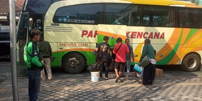 Keluh Kesah Pekerja PO Bus di Bandung soal Larangan Mudik Lebaran 2021