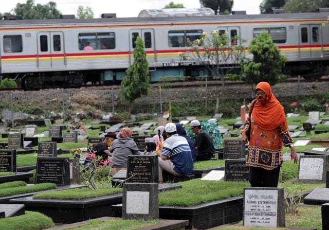 Tradisi Ziarah Kubur Jelang Ramadhan, Bolehkah?