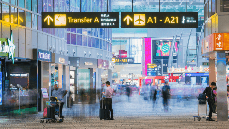 Tambah Kasus, Petugas Kebersihan Bandara Changi Tertular Covid-19